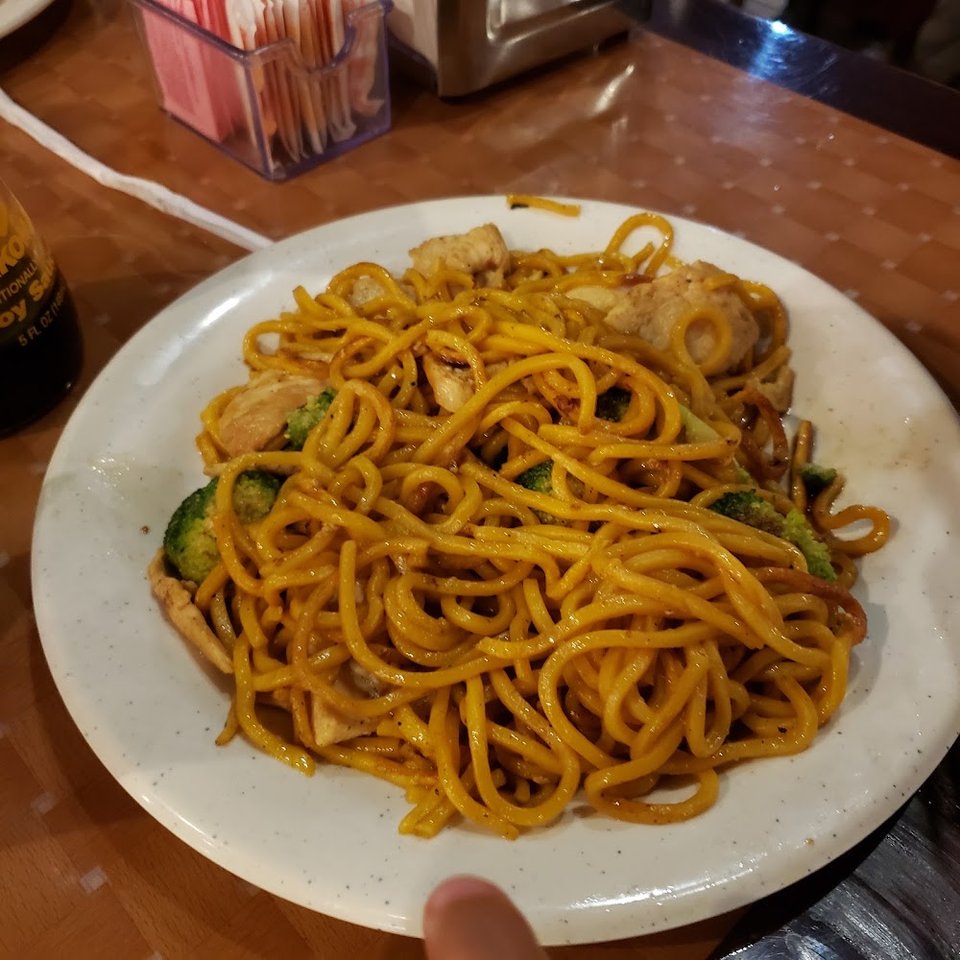 Shrip Steak Broccoli Lo Mein